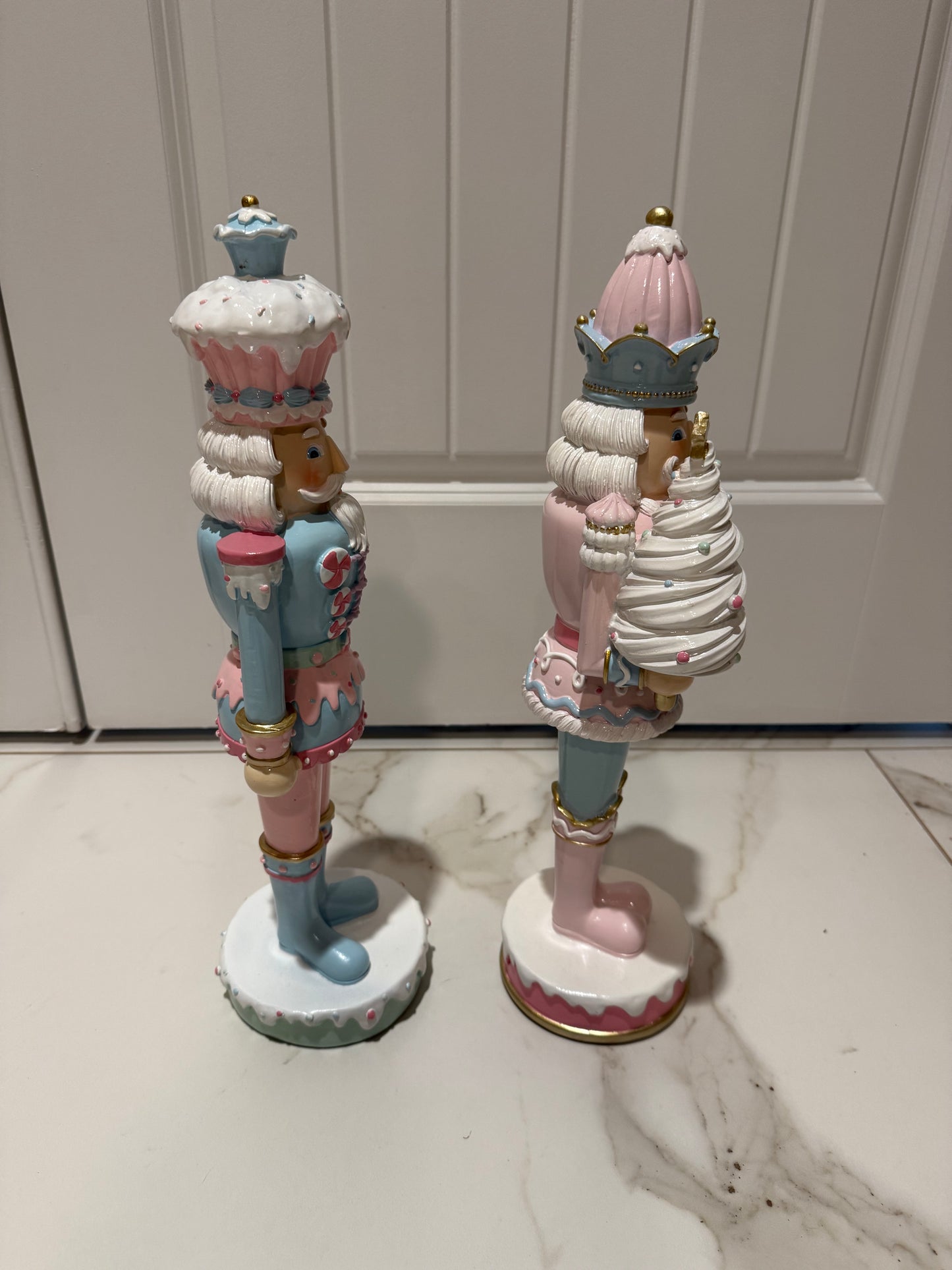 Sweet Nutcracker Figurines: Set of Two