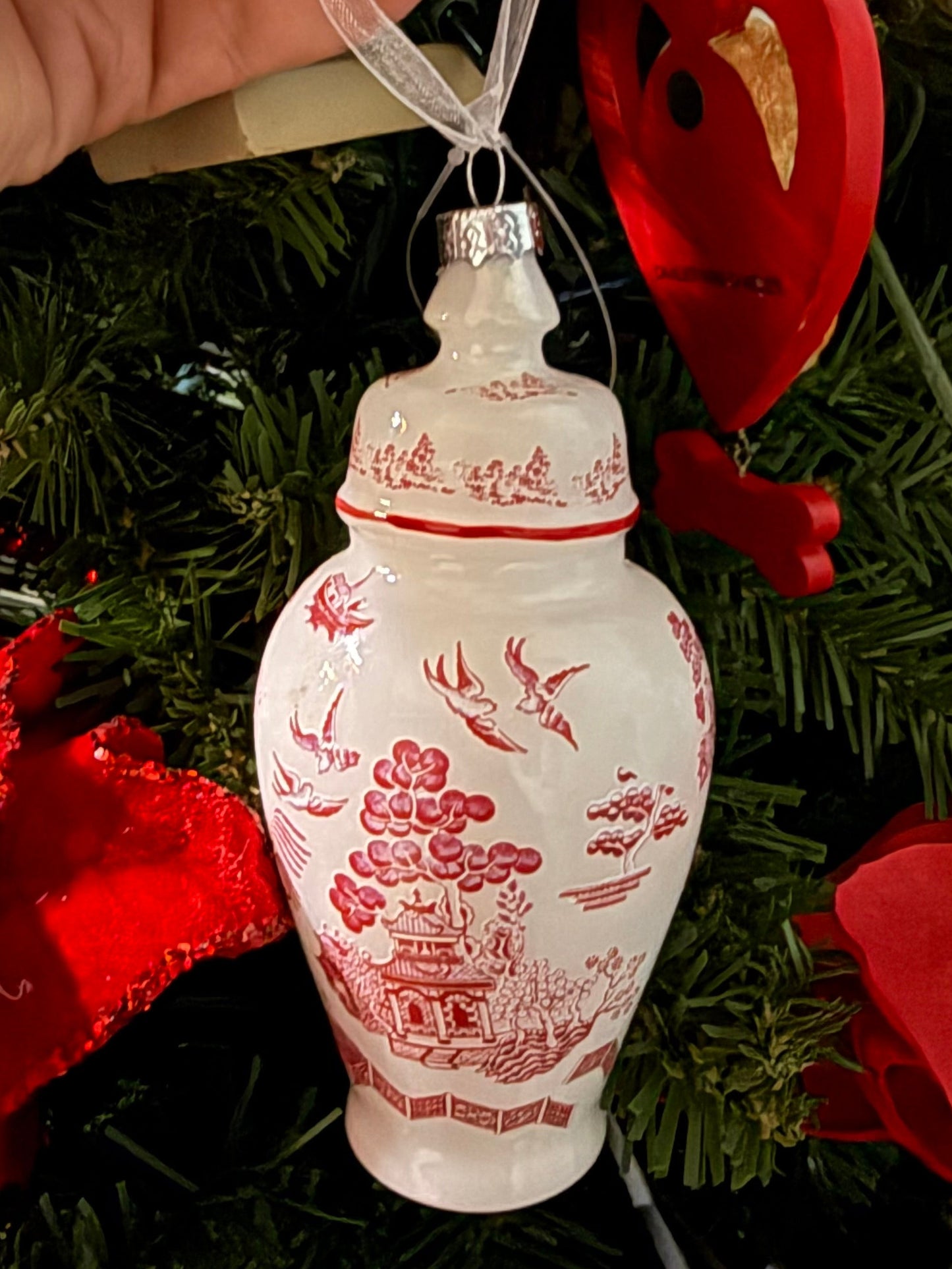 Red & White Pagoda Scene Ginger Jar Ornament: Set of 2