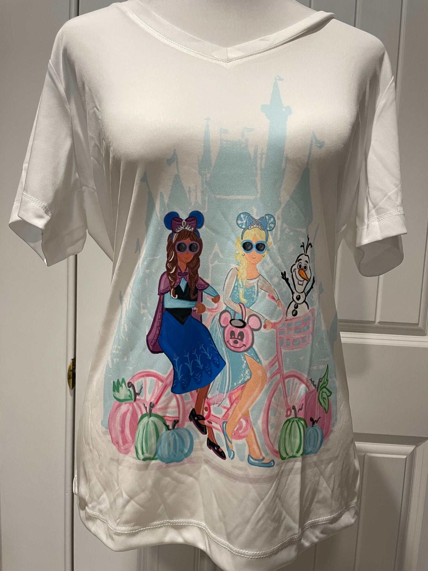 SALE! FTL Frozen Sisters w/ Pumpkins Illustration Shirts