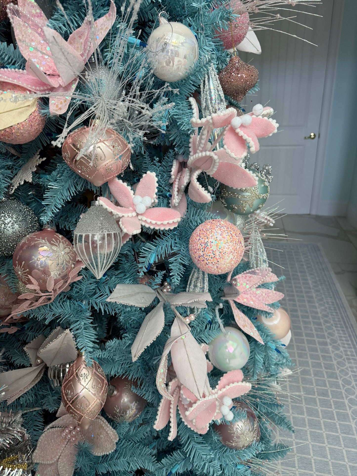 Pink Frosted Triple Candy Poinsettia Stem