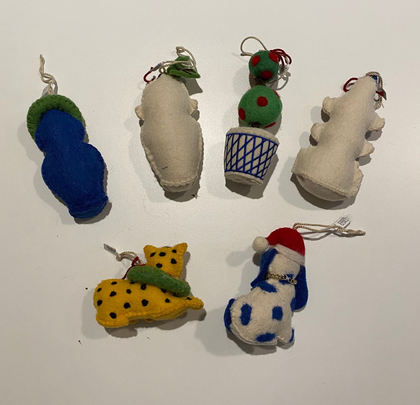 Chinoiserie Christmas Ornaments In Six Different Designs