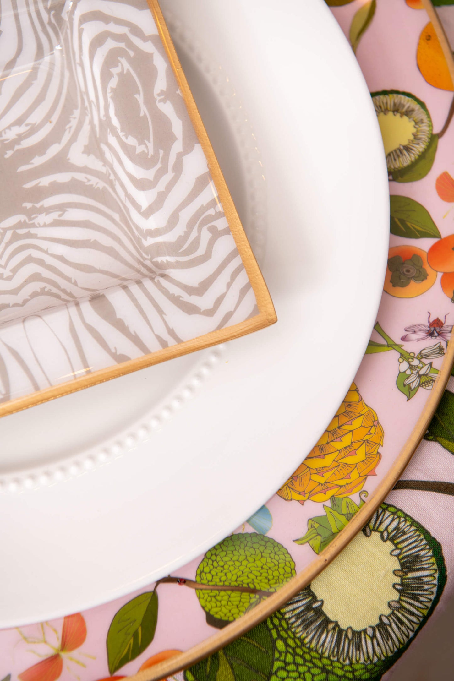 Pineapple Gardens Enameled Charger Plates- Set of 4