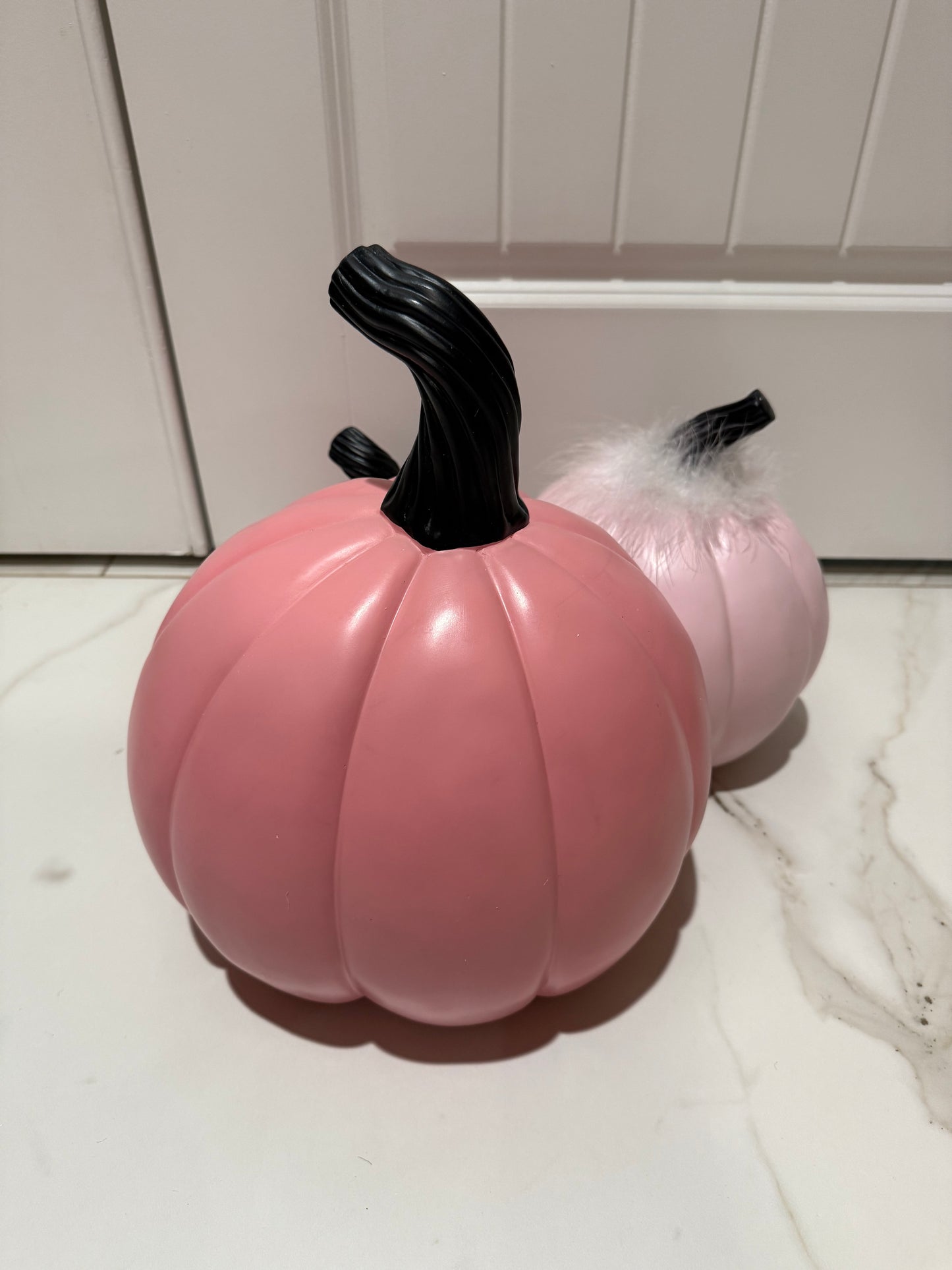 New! Boo Ville Pink Pumpkin Trio Figurine