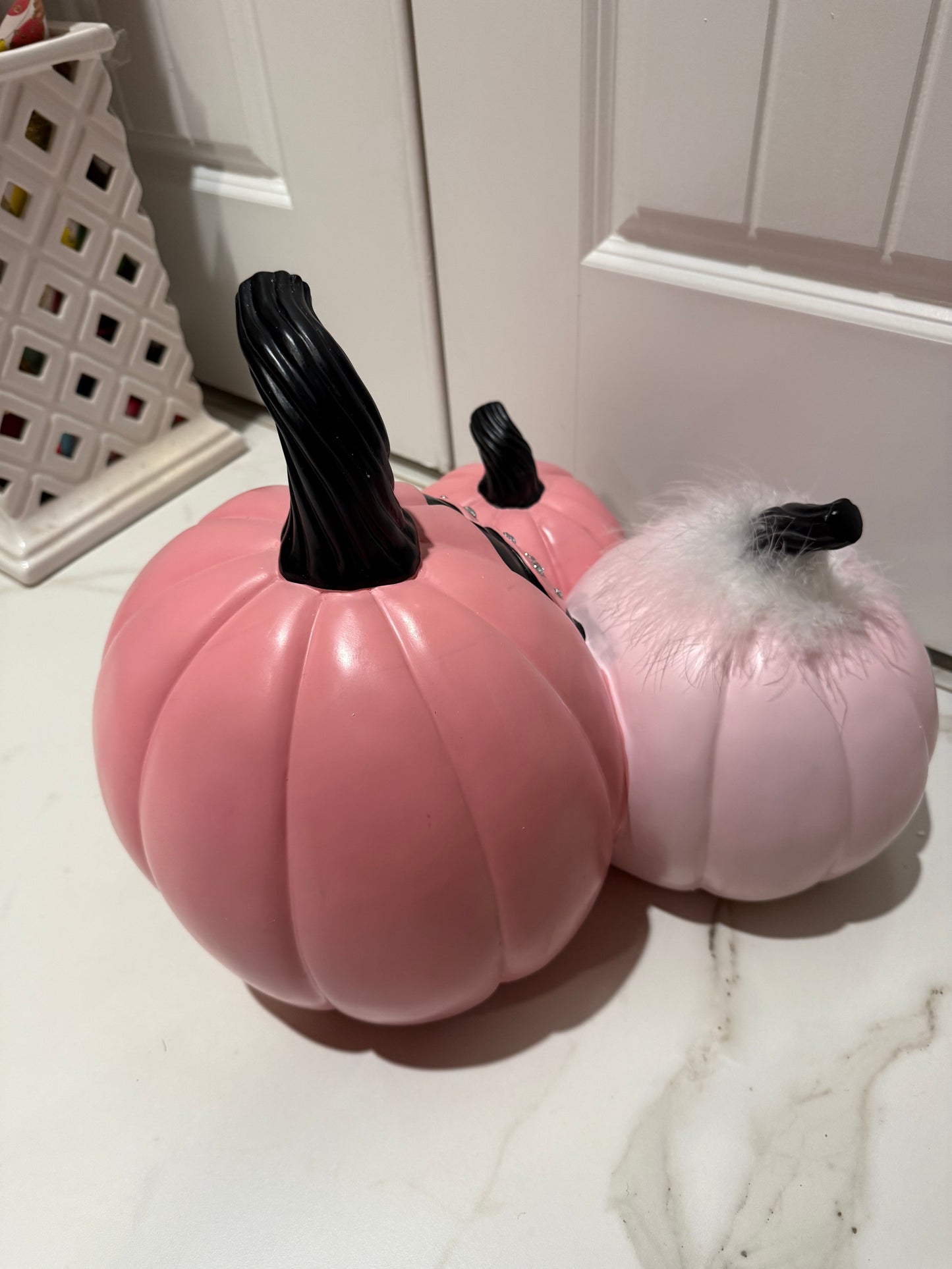 New! Boo Ville Pink Pumpkin Trio Figurine