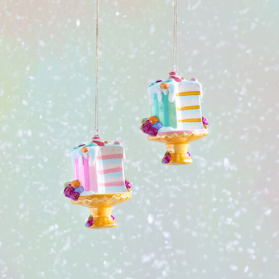 Macaroon Cake Ornaments: Pink or Blue