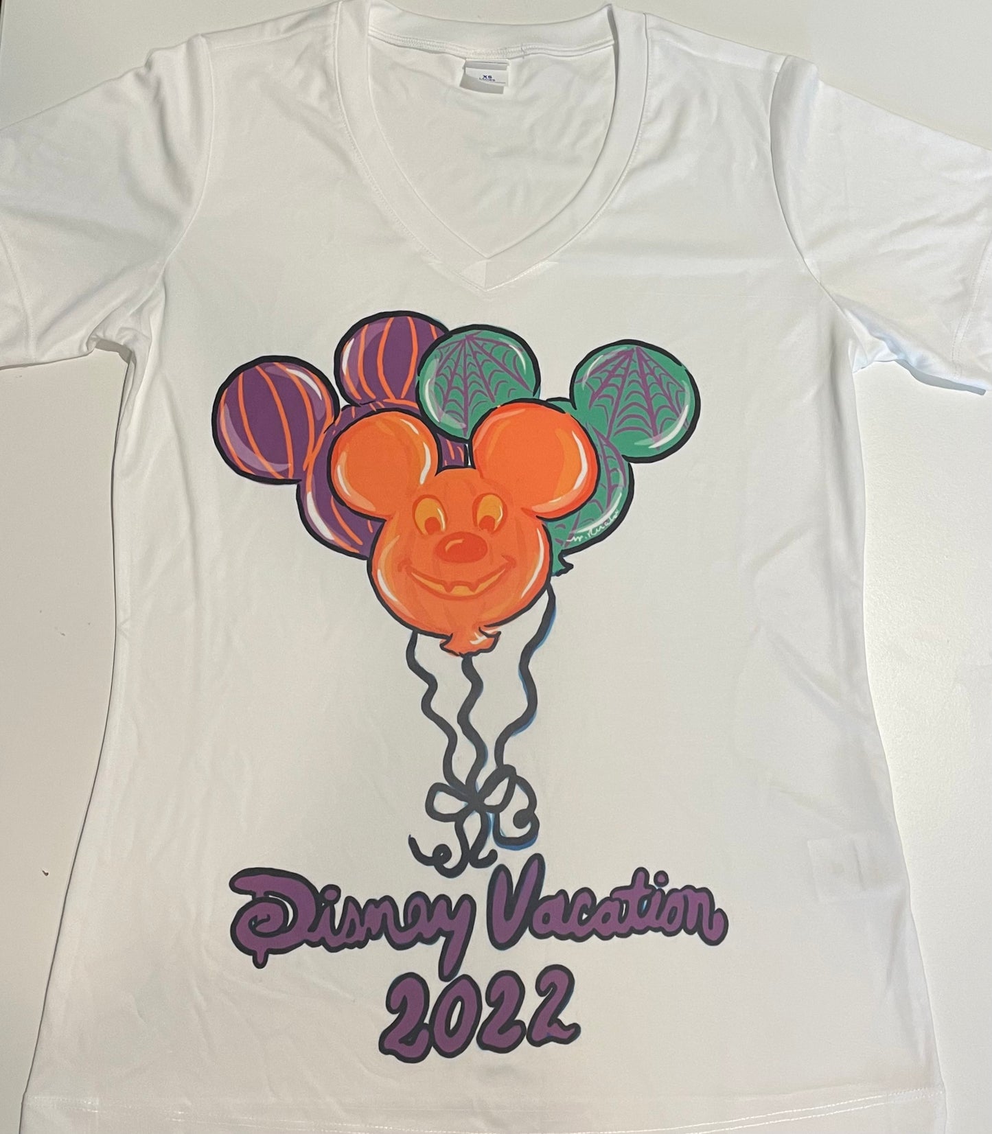Women's T-shirts: Halloween Balloons